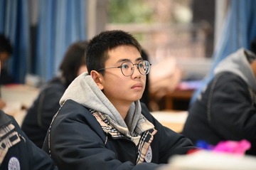 37439