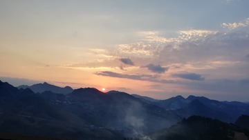 1069306