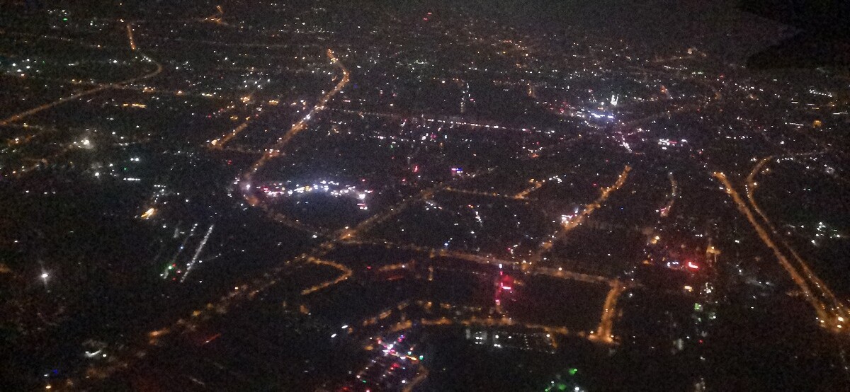 昆明呈贡夜景航拍,城市夜景,城市上空