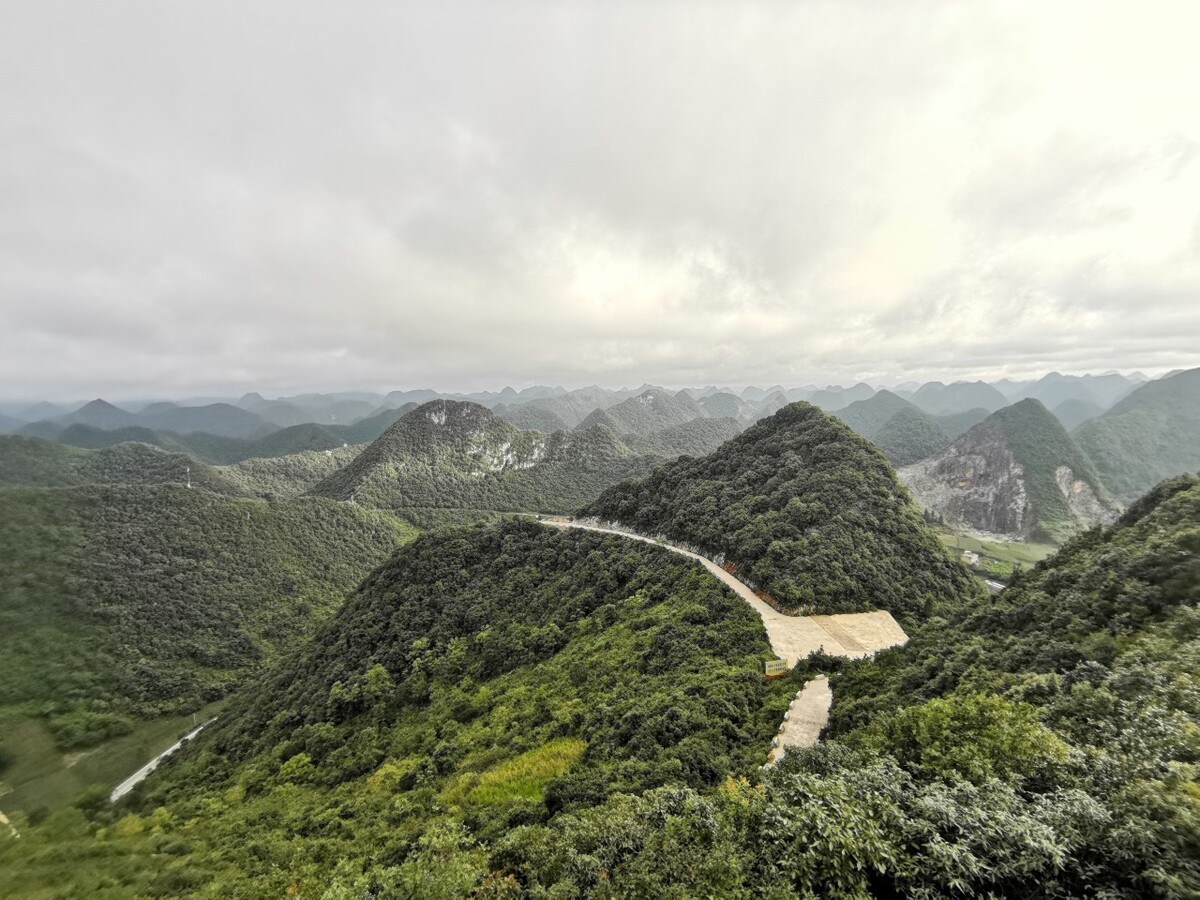 晴空万里,山头俯瞰,群山,卡斯特地貌