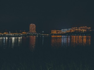 84163