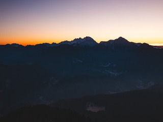 215