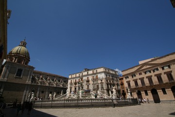 1686