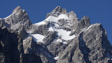 5464