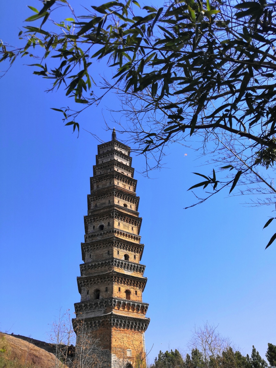 千年古塔的魅力柏子塔