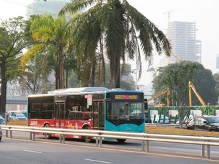 322952