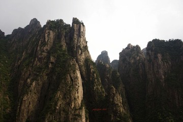 西海山峰T