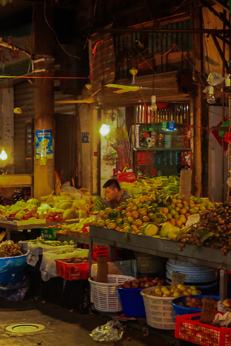 烟火气息生活在街头