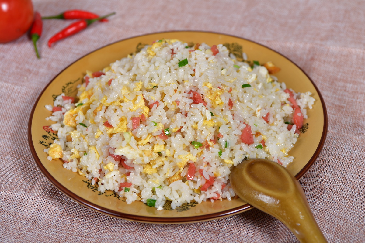 炒饭,扬州炒饭,兰州炒饭,牛肉炒饭 - 四棵菜 - 图虫