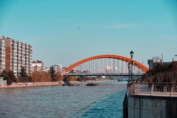 543624