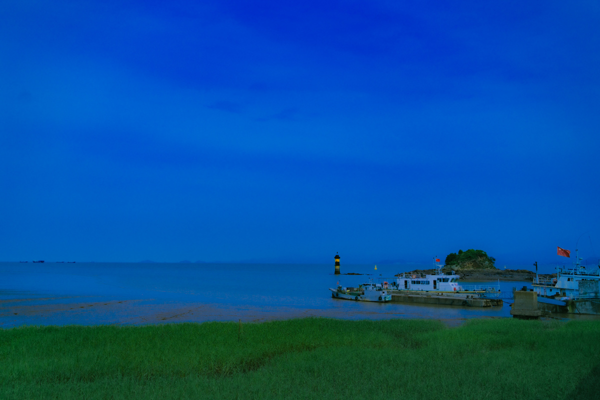 横山码头的碧海蓝天