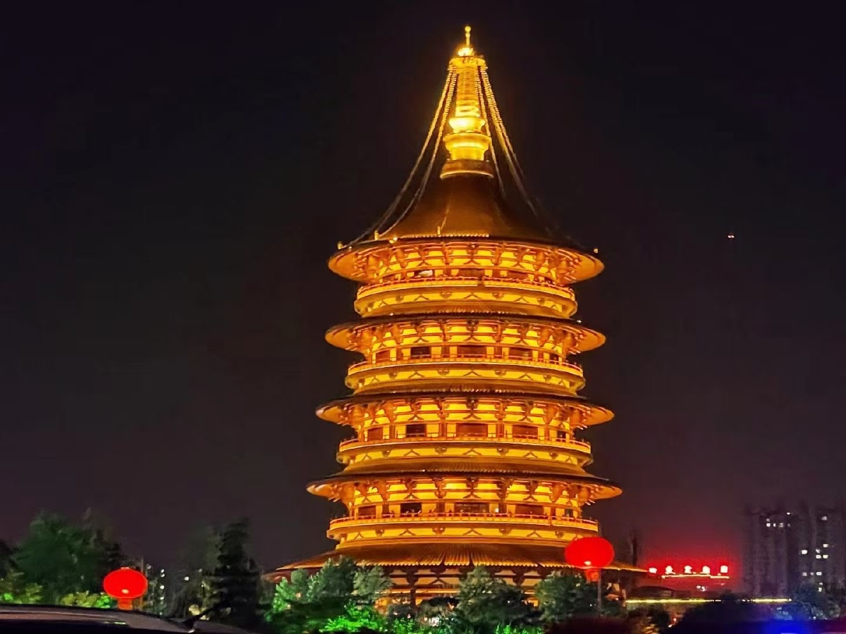 细雨春芜上林苑颓垣夜月洛阳宫