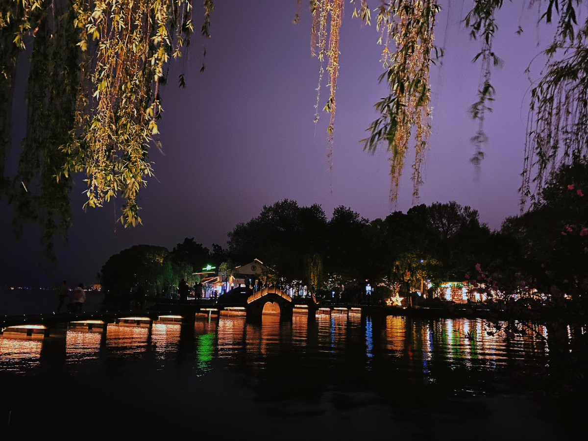 杭州的夜晚
