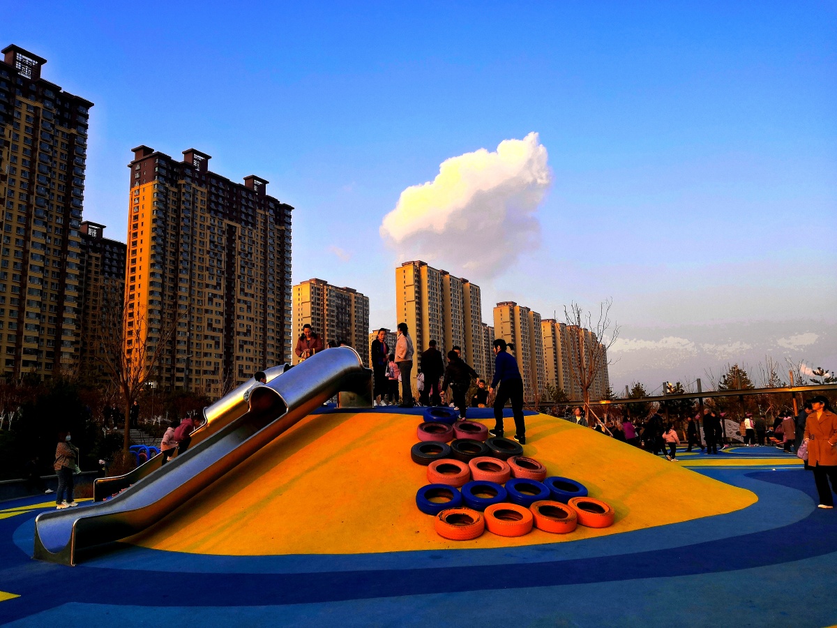 摄乐公园游乐场