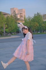 BB4A0420-0D6A-43AC-8883-13F2B1B93644/L0/001