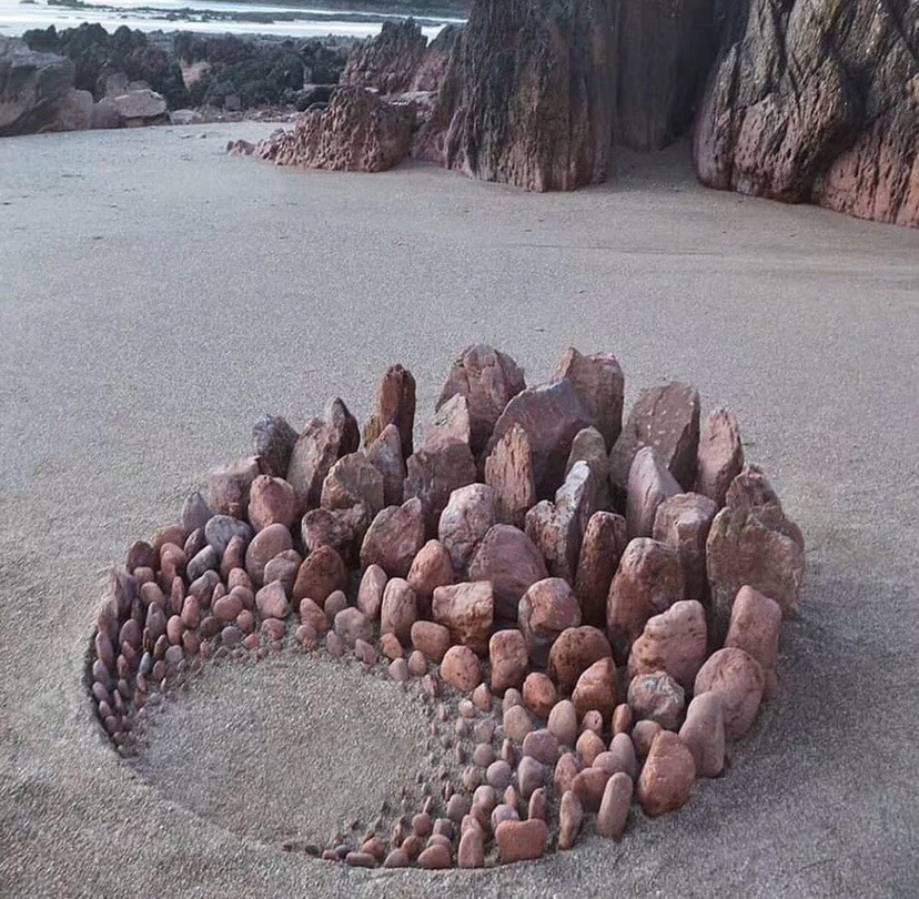 摆石头块的艺术