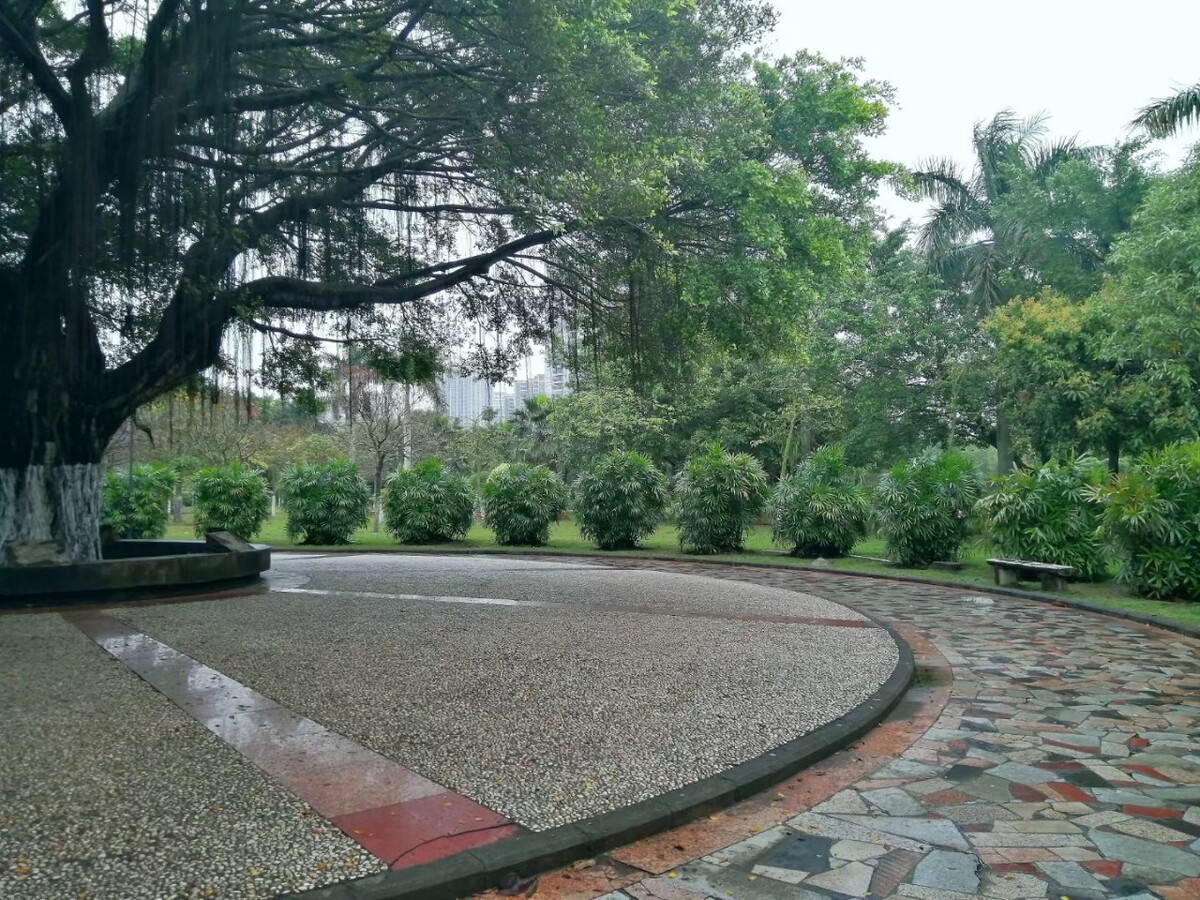 防城港市港口区桃花湾广场