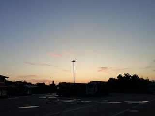 5B28B76B-58B1-4925-A7C2-6069326DE227/L0/001