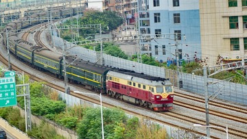 40882