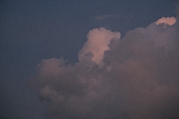64743