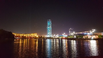 800739