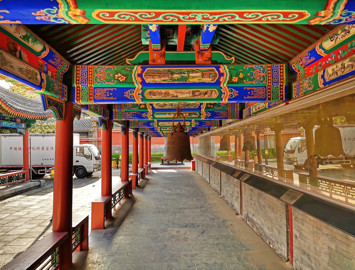 古钟博物馆长廊