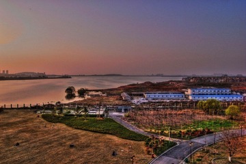 R1073876_7_8_9_4_5_tonemapped