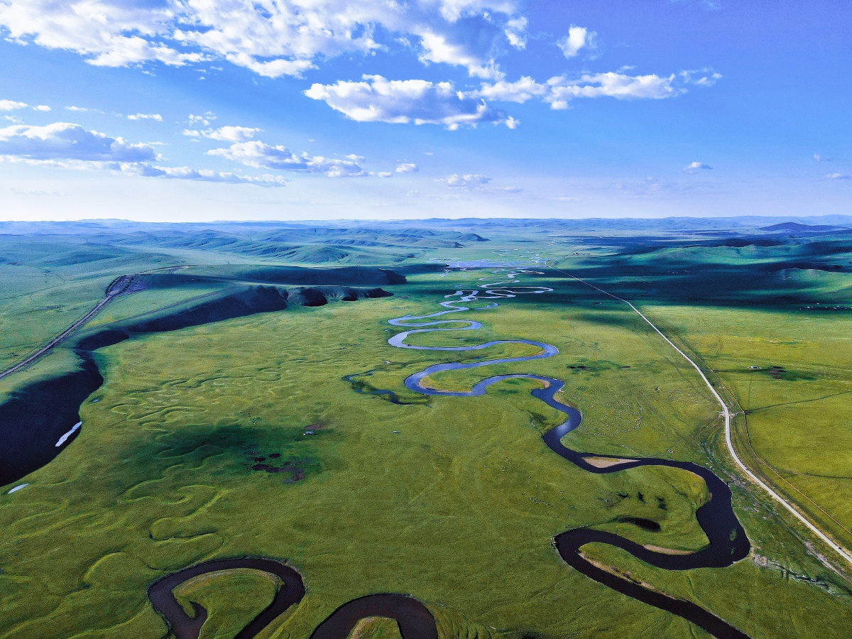 草原上的飘带 莫日格勒河