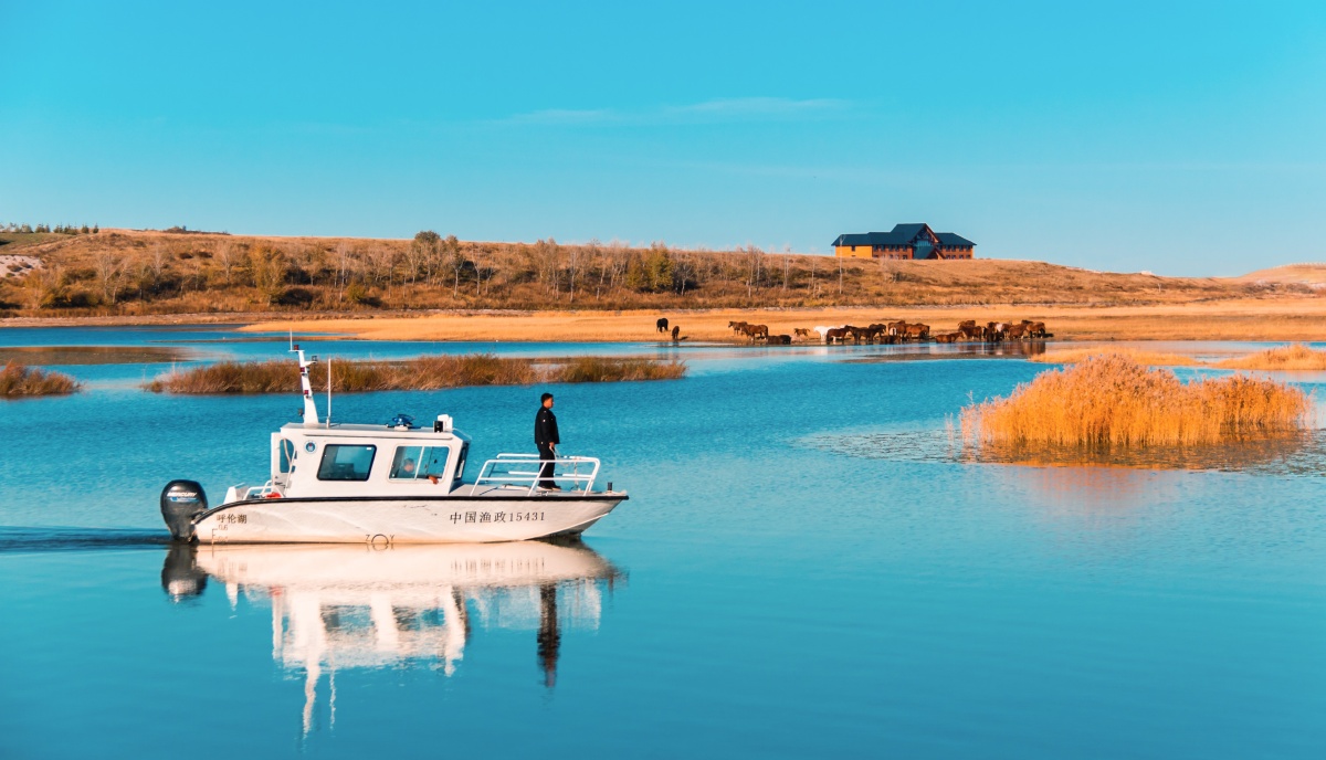 内蒙古呼伦湖风光29