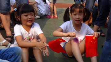 8E925B92-136D-4F3D-B387-583DDA46CB8C/L0/001
