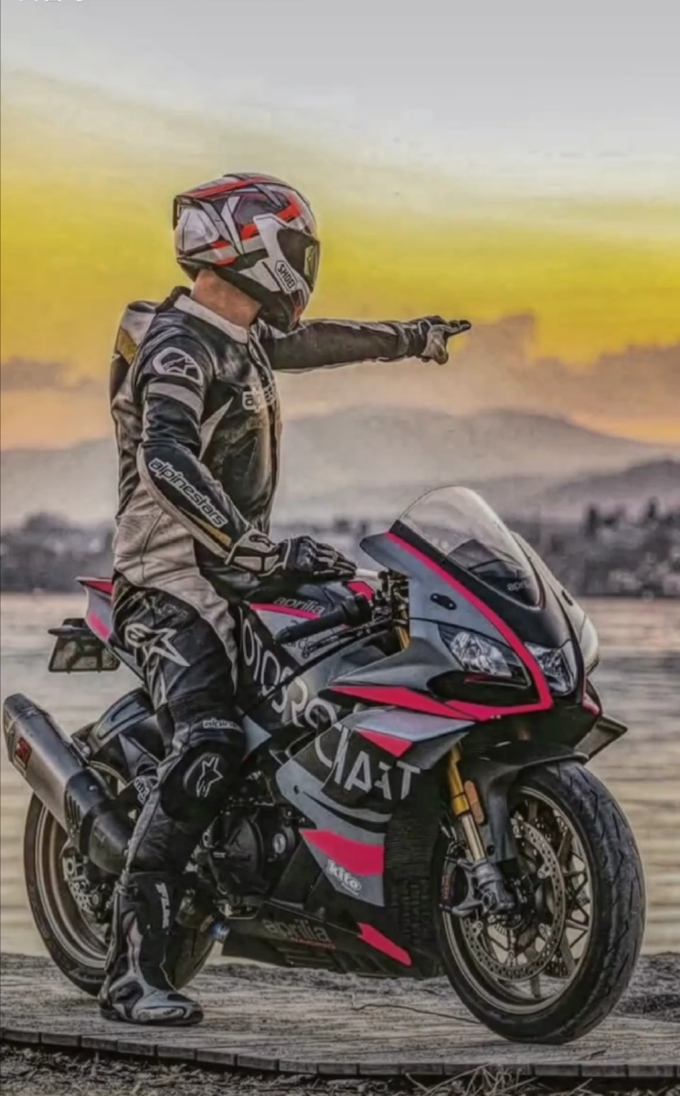 高清机车壁纸跪顶