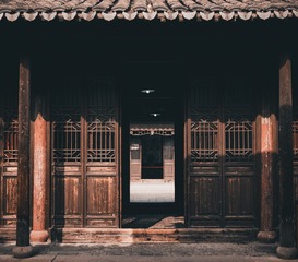 001