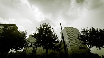 43759201-558F-4321-86F7-402355FCF06A/L0/001