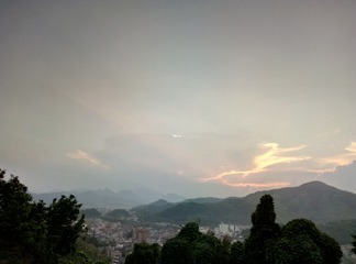 817648
