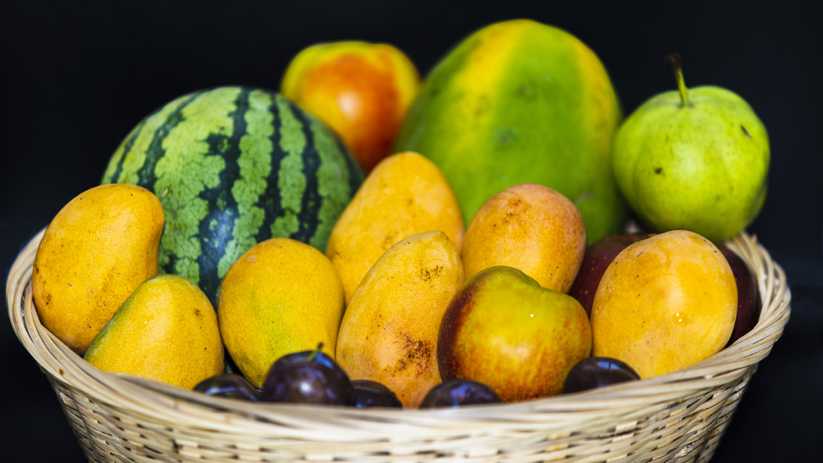 棚拍水果芒果西瓜