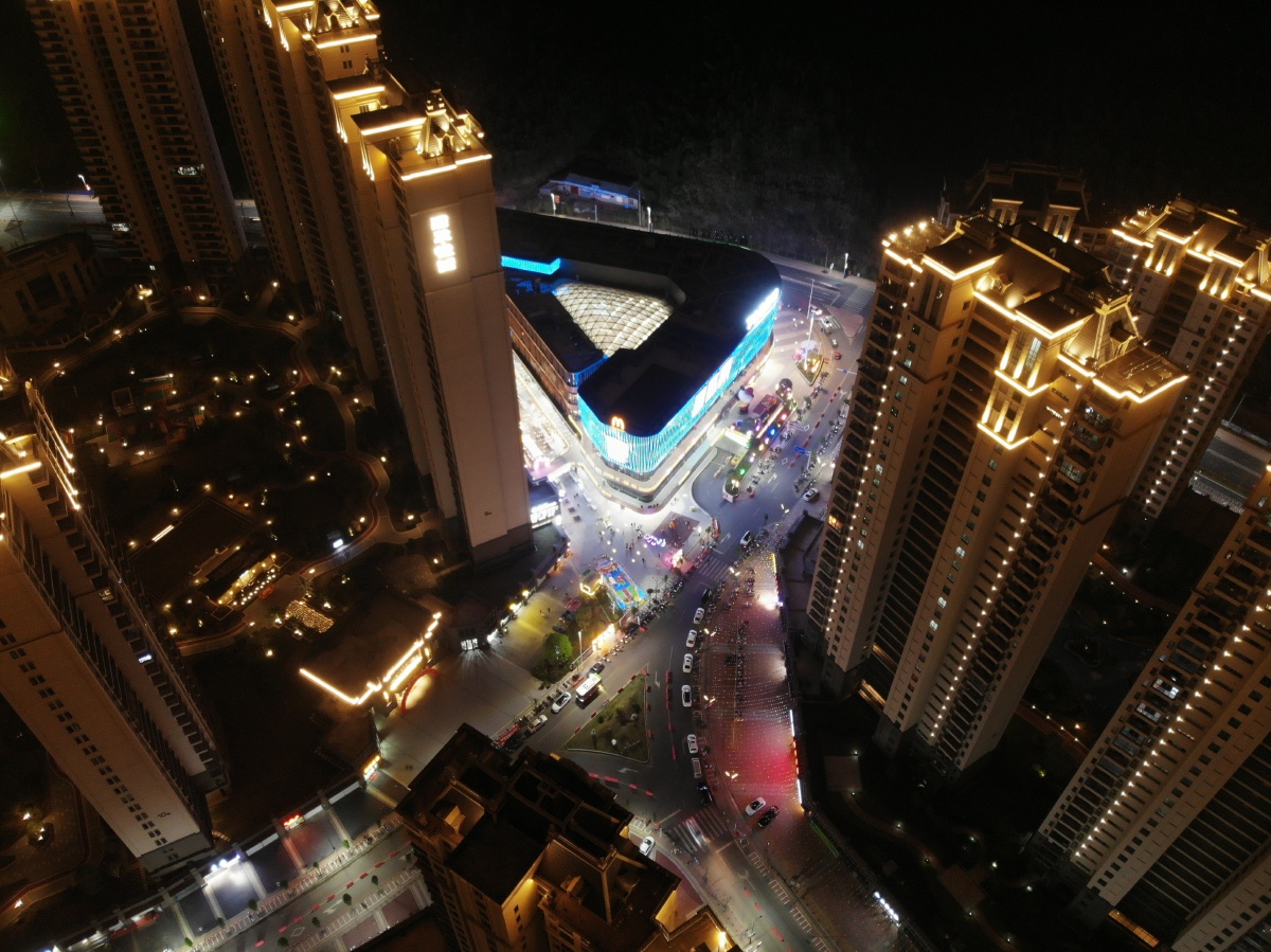 建发悦城夜景航拍