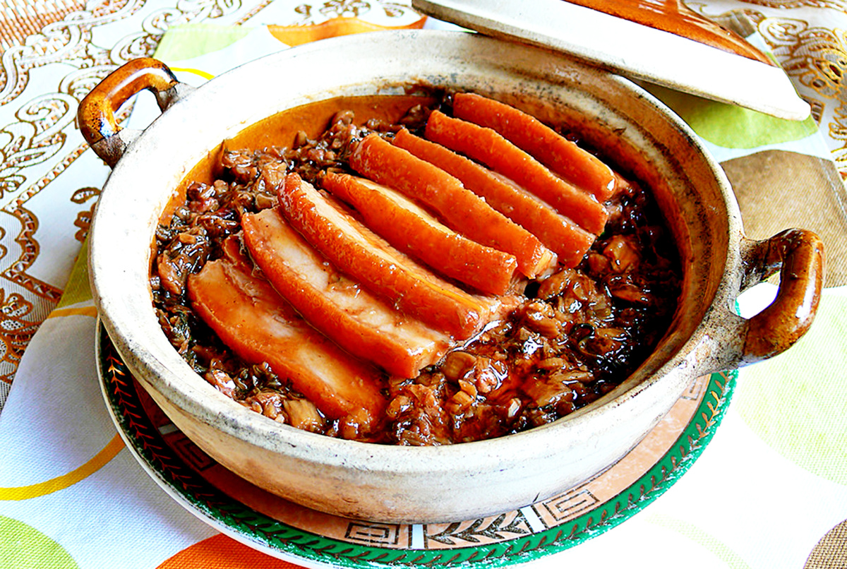 梅菜扣肉煲 - 味蕾绽放 - 图虫