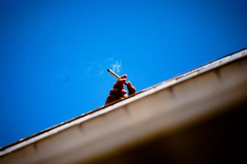 早晨~楼上的吸烟的同学