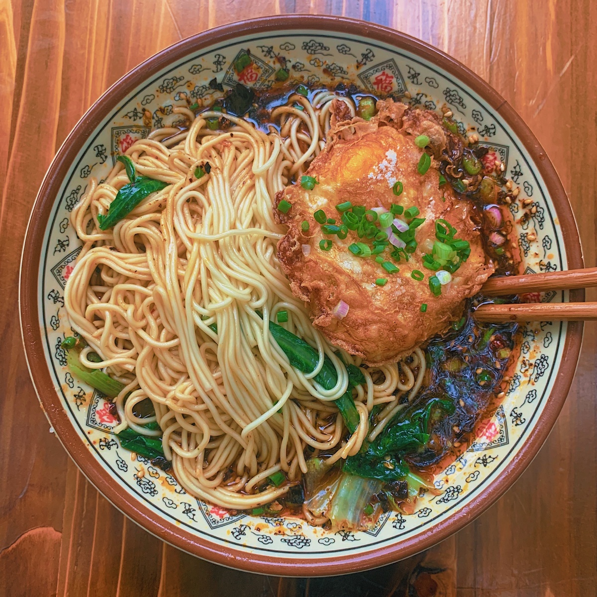 什么都比不了早上来一碗小面加蛋