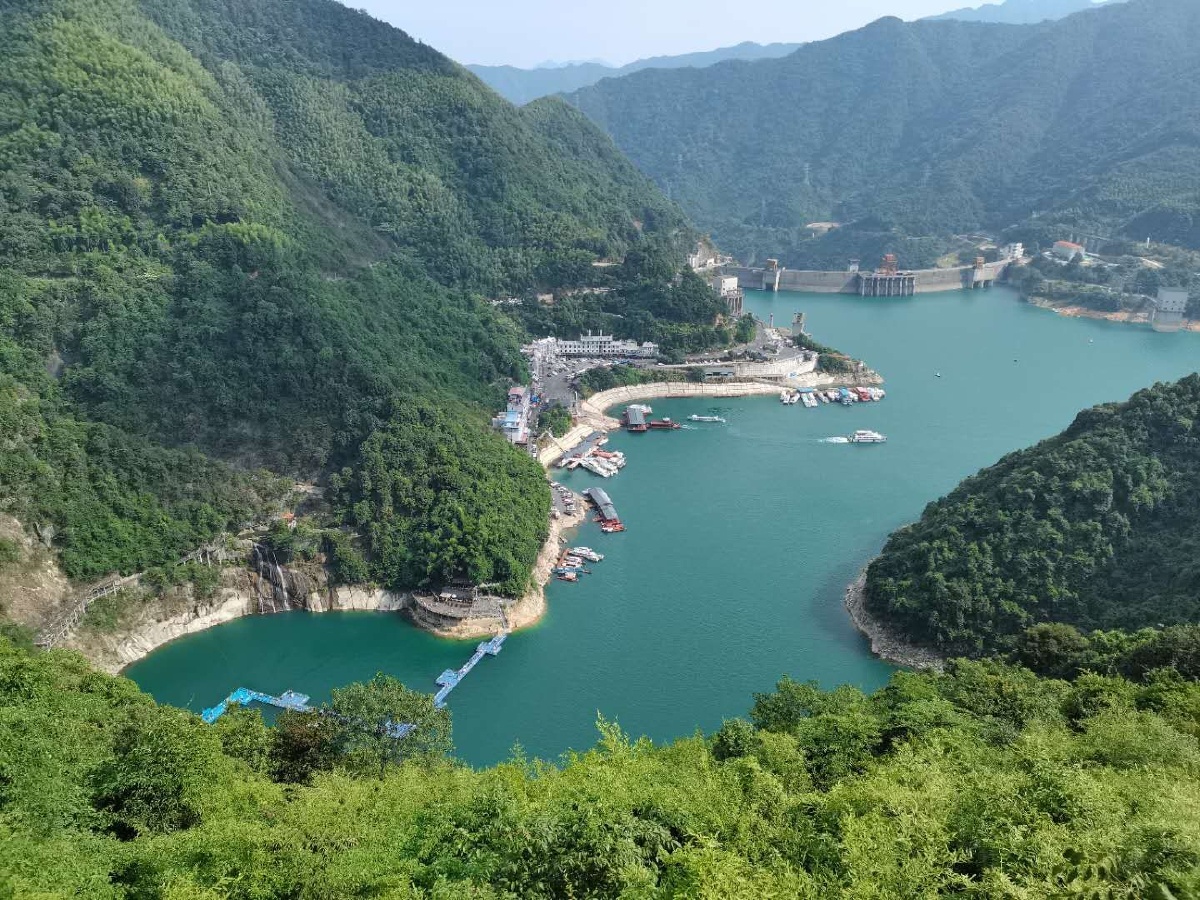 1/1自然人文地理摄影组山水域风景优美的水坝#小东江#郴州#湖水船只还