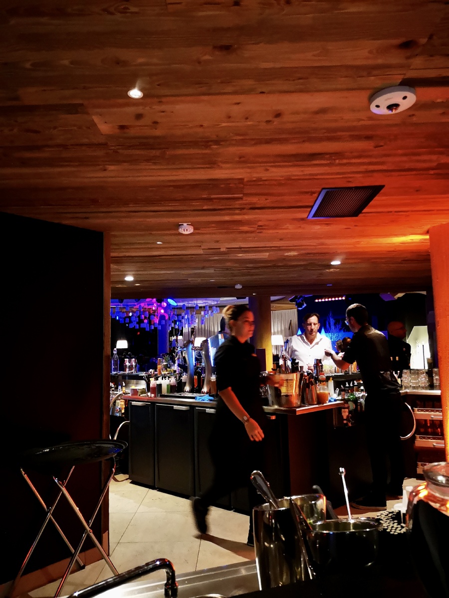 法国clubmed阿普度兹度假村酒店房间泳池夜景雪景酒吧