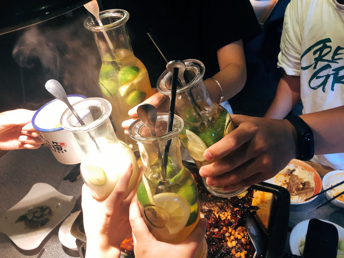 聚会聚餐美食不断