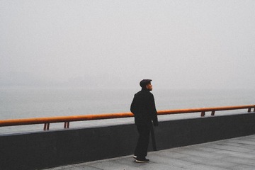 001