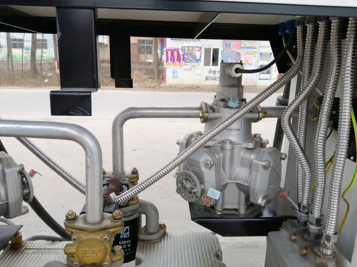 加油机内部设备