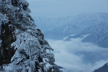 黄山雪景之三-眺望北海