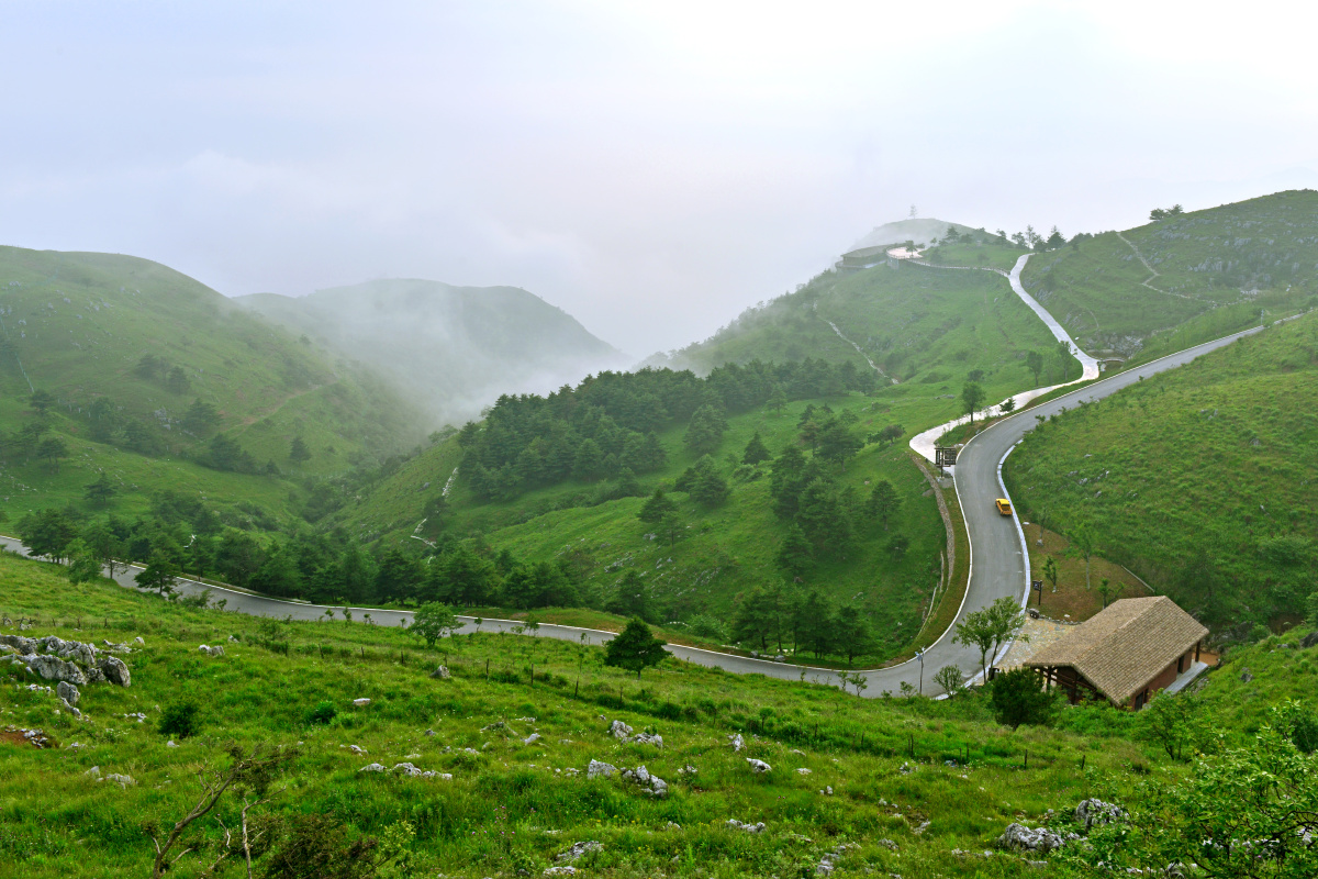 湖北宜昌百里荒高山草原
