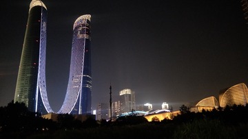 4942651