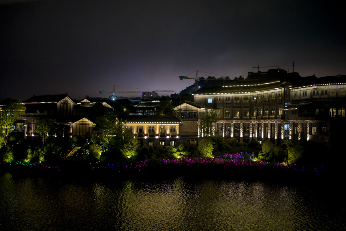 丹寨万达小镇夜景