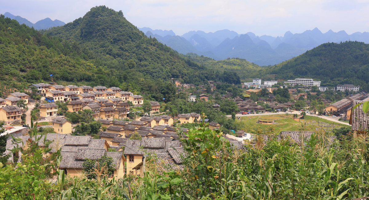 九黎遗族白裤瑶的古村落在旅游商业化与民族文化保留中间找到了一个