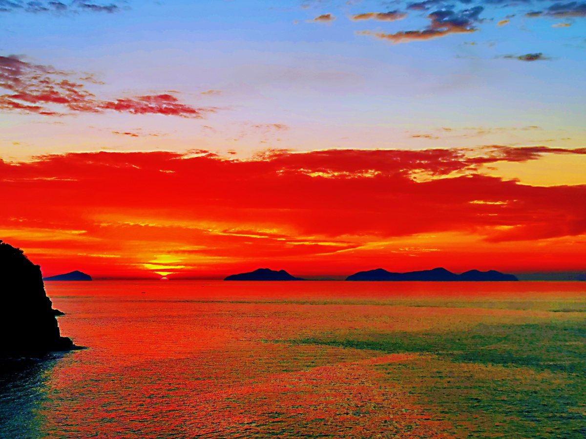 灿烂朝霞—又是一个美好的清晨,一大早(4点30)就来到了海滨东路—怡海